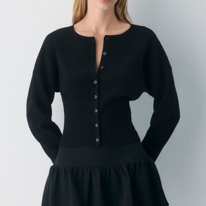 Golightly Cardigan (Aritzia)